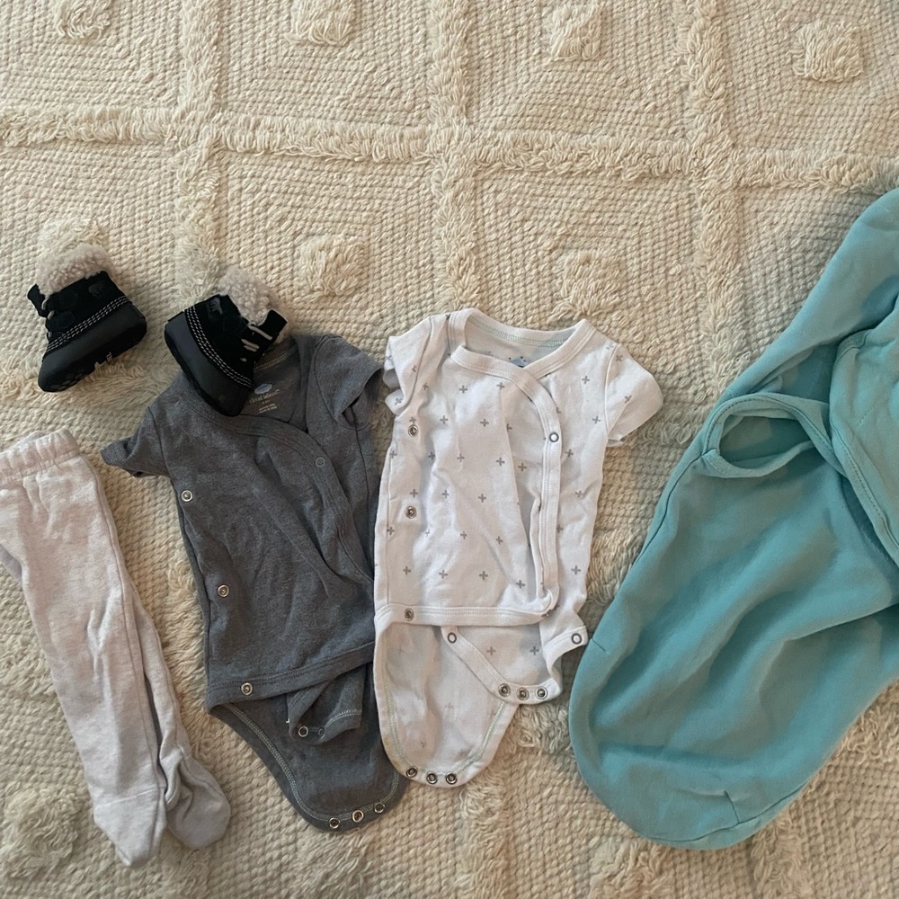 Baby bundle of Clothes